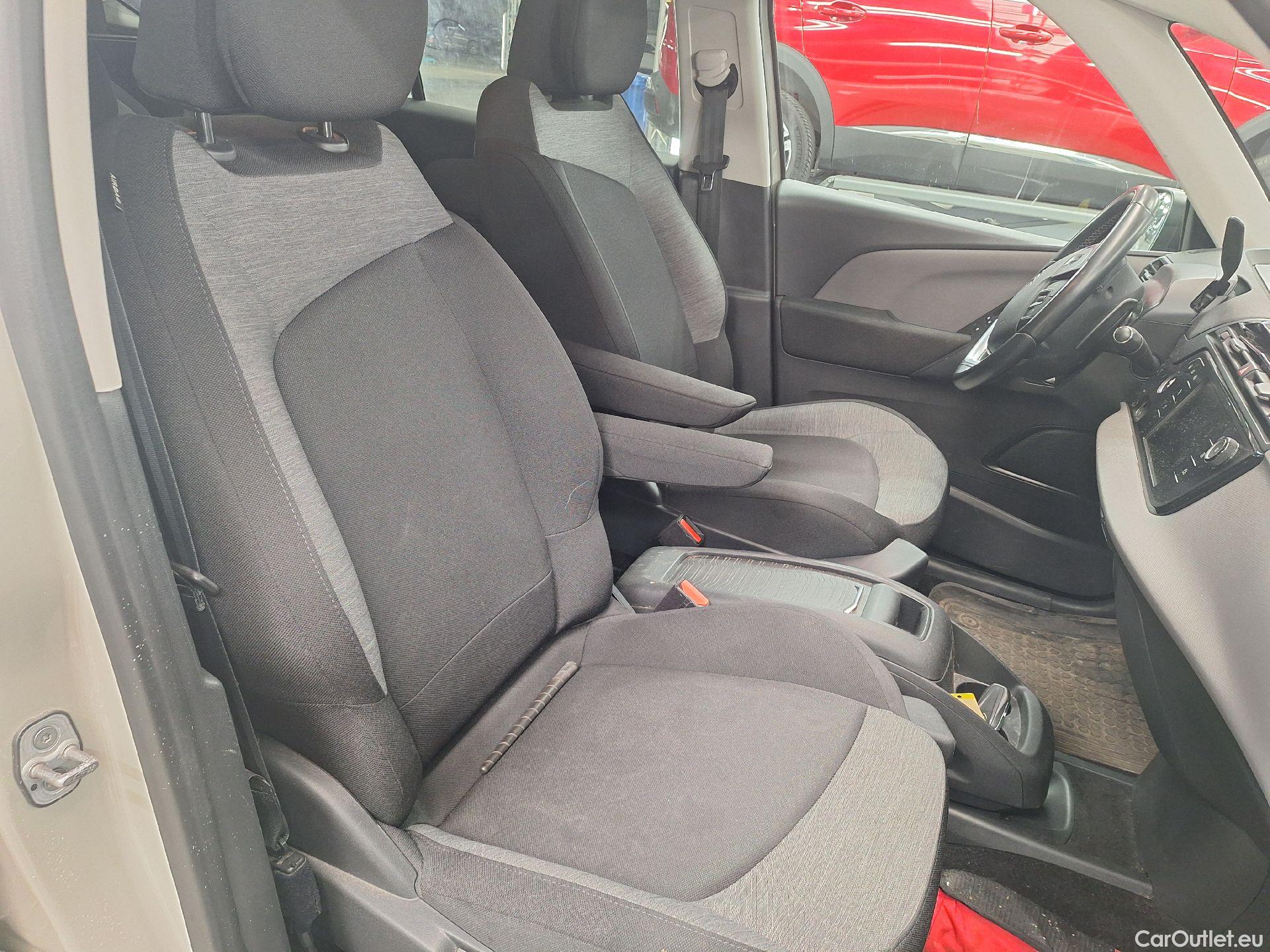  Citroen  C4 Grand Picasso Citroën, Gr.C4 SpaceT. FL'16, Citroën Grand C4 Spacetourer 1.5 BlueHDi 130 S&S E 7pl #58