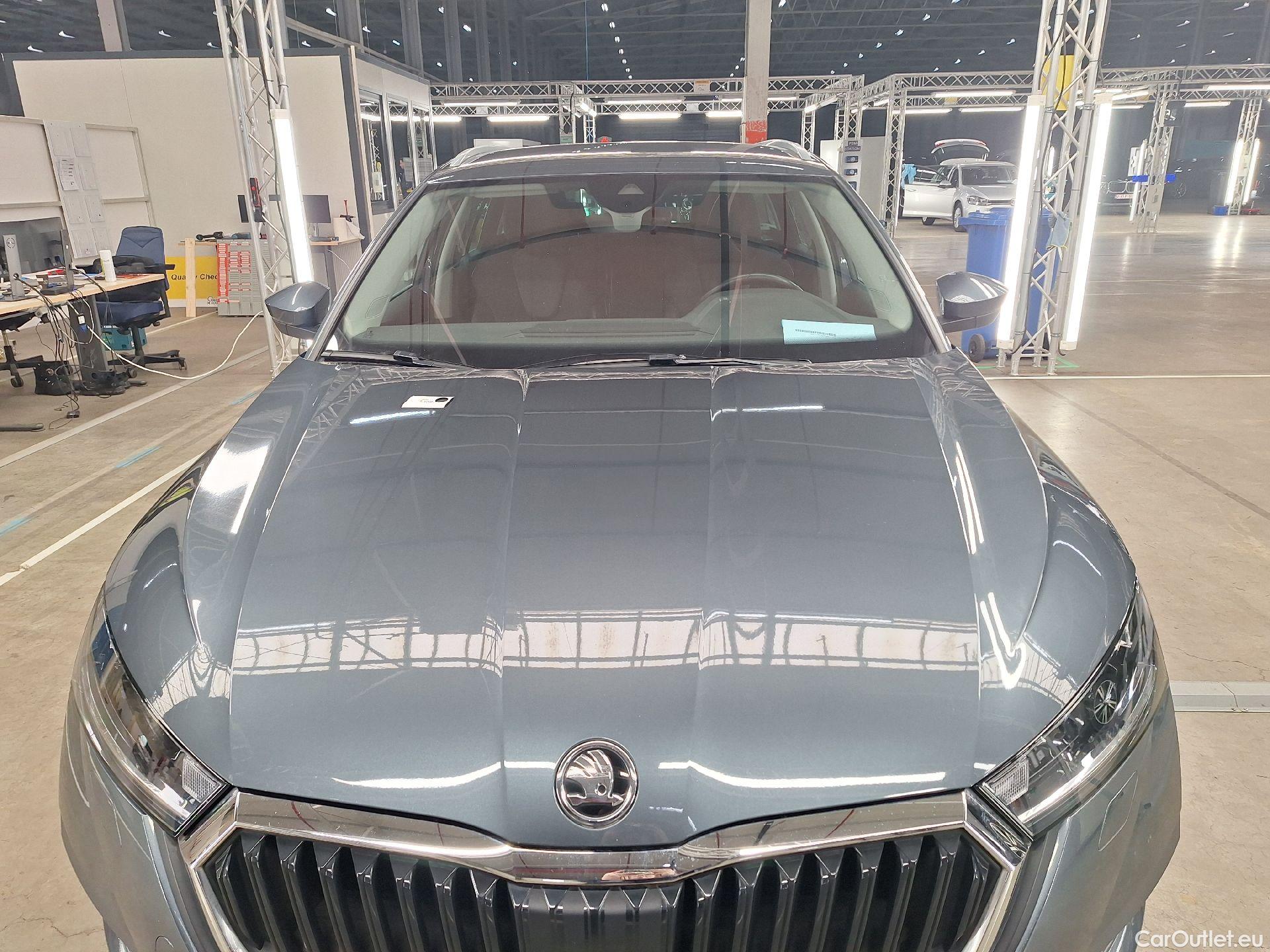  Skoda  Octavia Skoda,  Combi '20, Skoda  Combi 2.0 CRTDI 85kW DSG7 Clever 5d #1