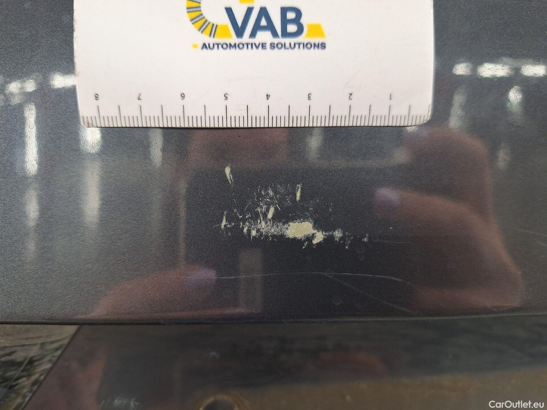  Bmw  Serie 3 BMW, 3-serie '18, BMW 3 Reeks Berline 318dA (110 kW) 4d #25