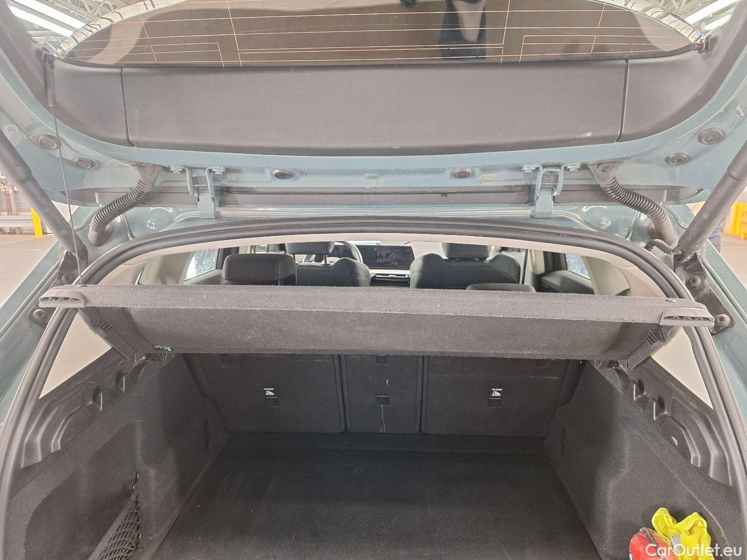  Bmw  X1 BMW,  '22, BMW  sDrive18d (100 kW) 5d #71