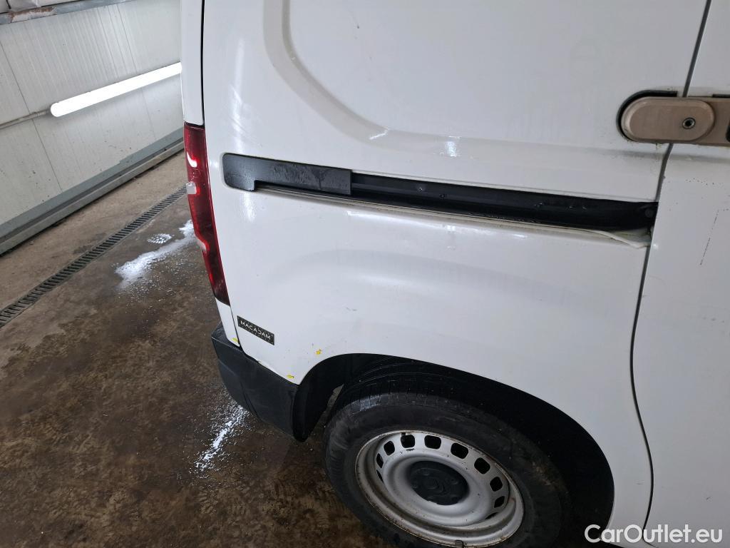  Citroen  Berlingo  Fourgon Club M 650 1.5 BlueHDi 75CV BVM5 E6dT #4