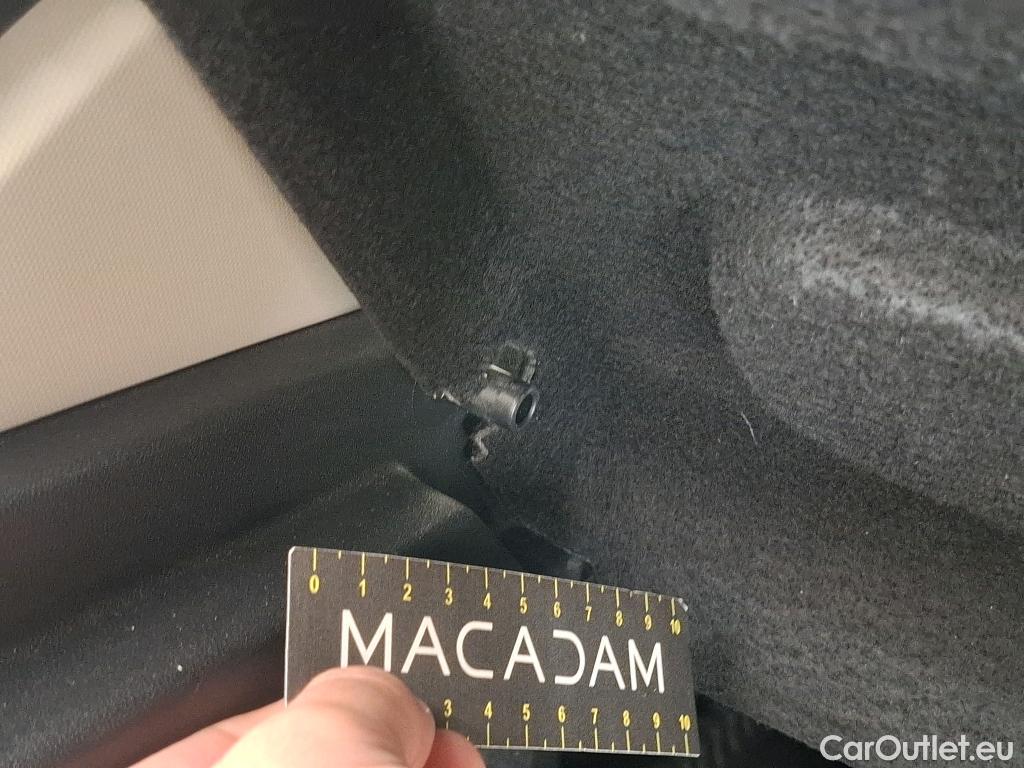  Citroen  C3  Société Feel Nav 1.2 PureTech 80CV BVM5 E6 #18