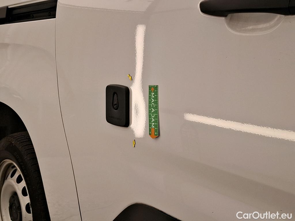  Citroen  Berlingo CITROEN  Van  2018  4P  Fourgonnette Taille XL 950kg BlueHDi 100  BVM #10