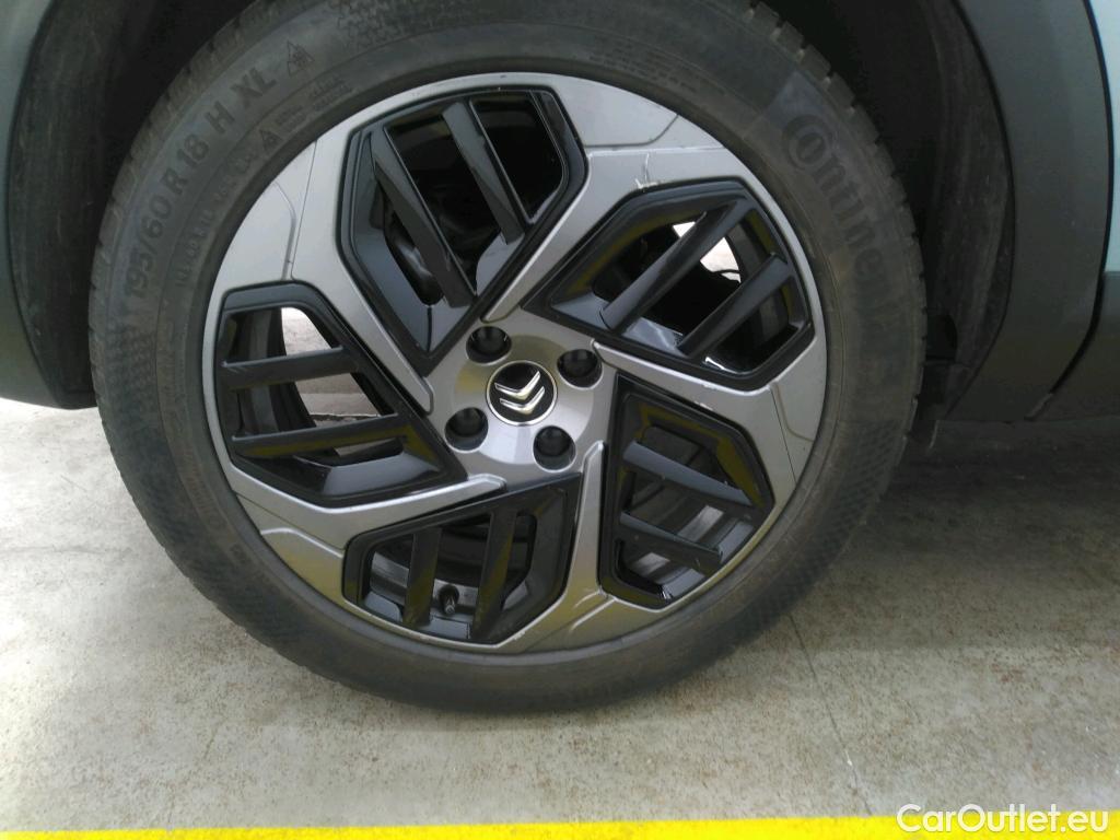  Citroen  C4  Berline Feel Pack 1.2 PureTech 130CV BVA8 E6d #31