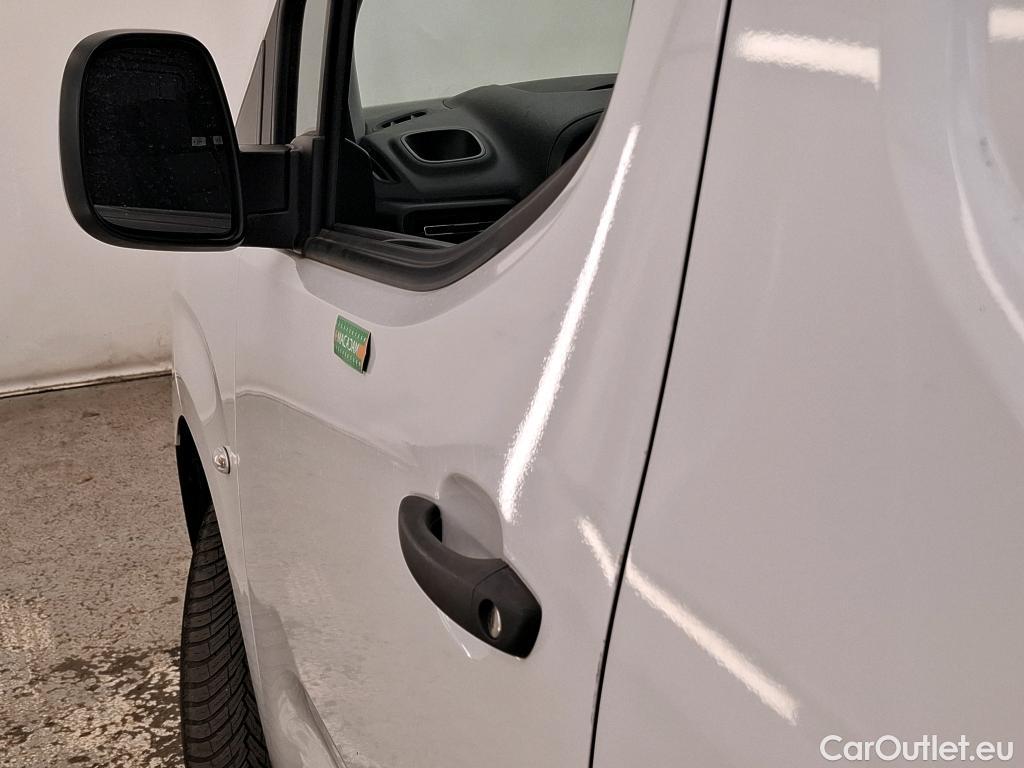  Citroen  Berlingo CITROEN  Van  2018  4P  Fourgonnette Taille XL 950kg BlueHDi 100  BVM #13