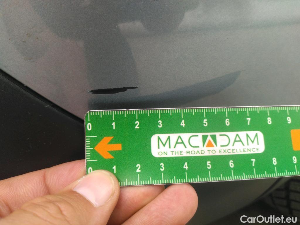  Citroen  C4  Berline Feel Pack 1.2 PureTech 130CV BVA8 E6d #18