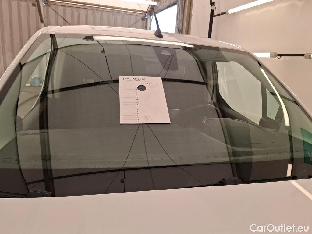  Citroen  Berlingo CITROEN  Van  2018  4P  Fourgonnette Taille XL 950kg BlueHDi 100  BVM #23