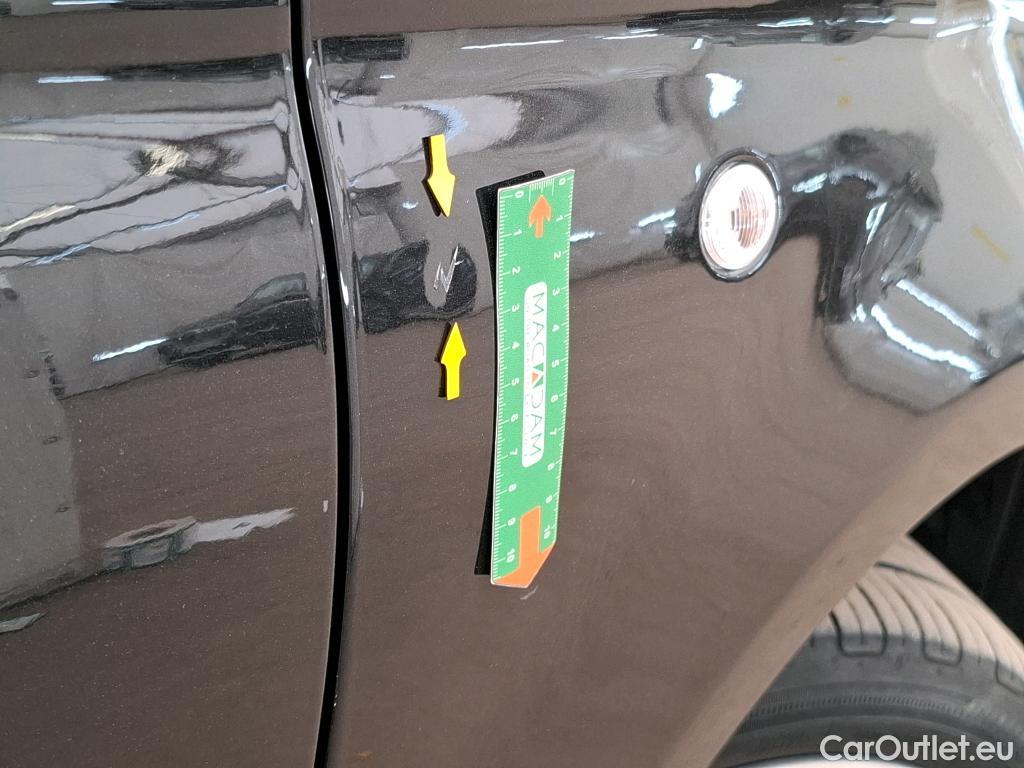  Fiat  500 FIAT C / 2015 / 2P / Cabriolet Hybrid 1.0 BSG 70 ch Dolcevita Plus #4