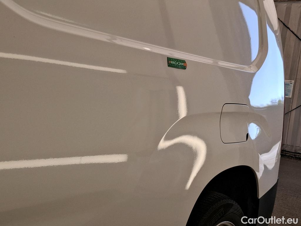  Citroen  Berlingo CITROEN  Van  2018  4P  Fourgonnette Taille XL 950kg BlueHDi 100  BVM #7