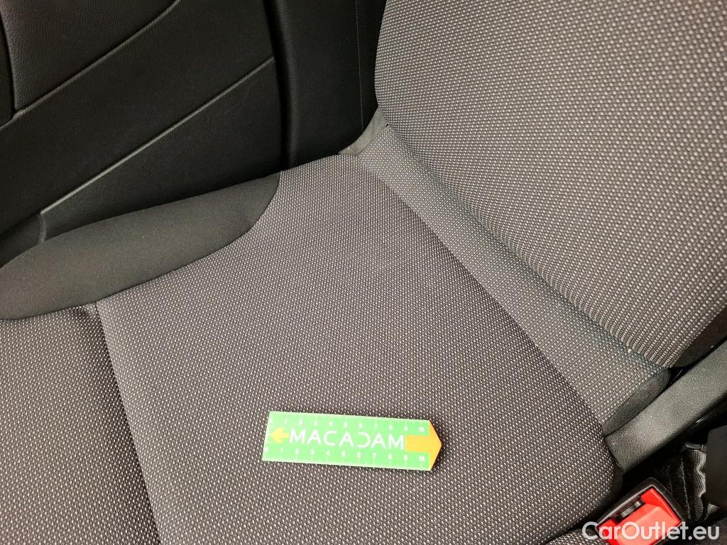  Citroen  Berlingo CITROEN  Van  2018  4P  Fourgonnette Taille XL 950kg BlueHDi 100  BVM #33