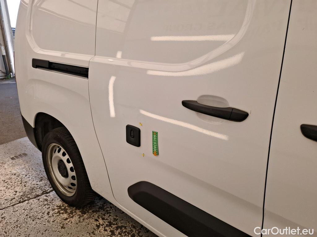  Citroen  Berlingo CITROEN  Van  2018  4P  Fourgonnette Taille XL 950kg BlueHDi 100  BVM #8