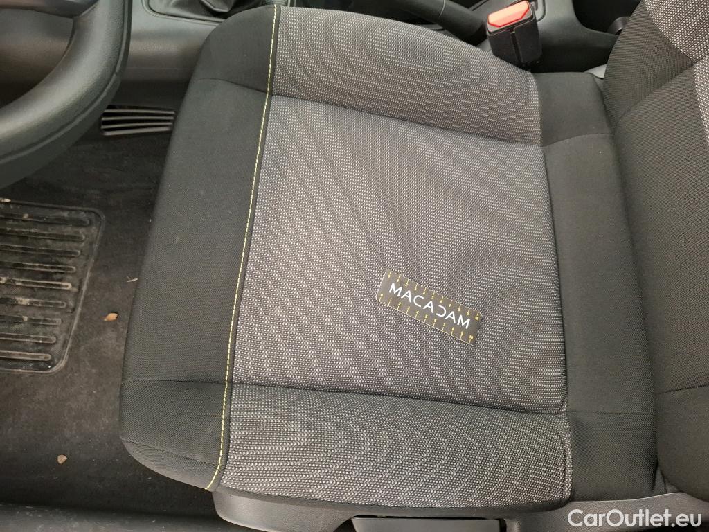  Citroen  C3  Société Feel Nav 1.2 PureTech 80CV BVM5 E6 #13