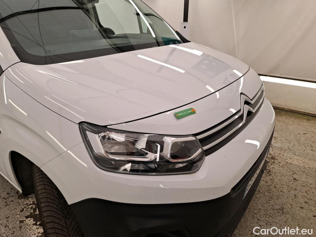  Citroen  Berlingo CITROEN  Van  2018  4P  Fourgonnette Taille XL 950kg BlueHDi 100  BVM #36
