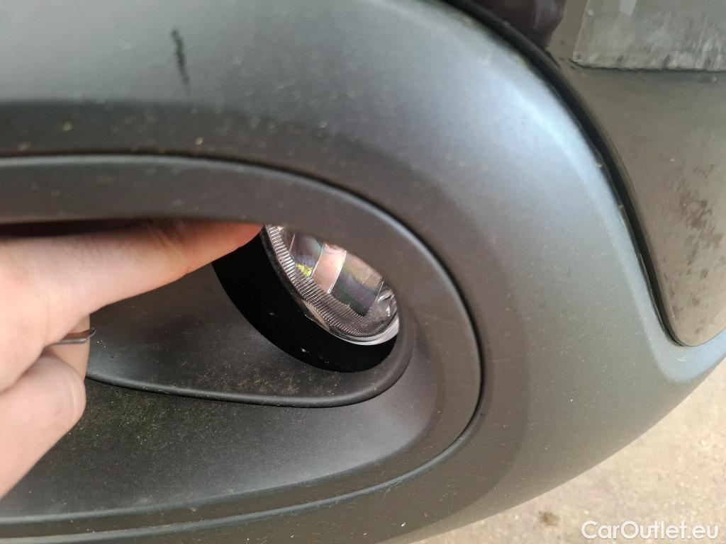  Citroen  C3  Société Feel Nav 1.2 PureTech 80CV BVM5 E6 #8