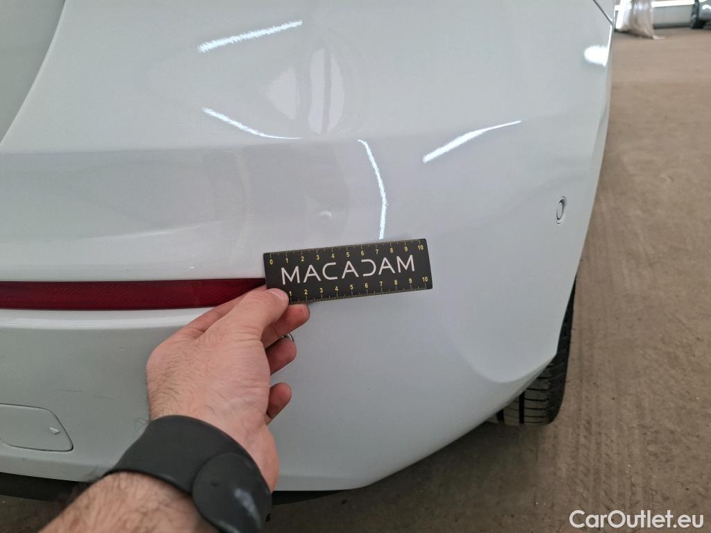  Mercedes  A-Klasse MERCEDES-BENZ Classe A Compact / 2018 / 5P / Berline A 180 d Business Line 8G-DCT #28