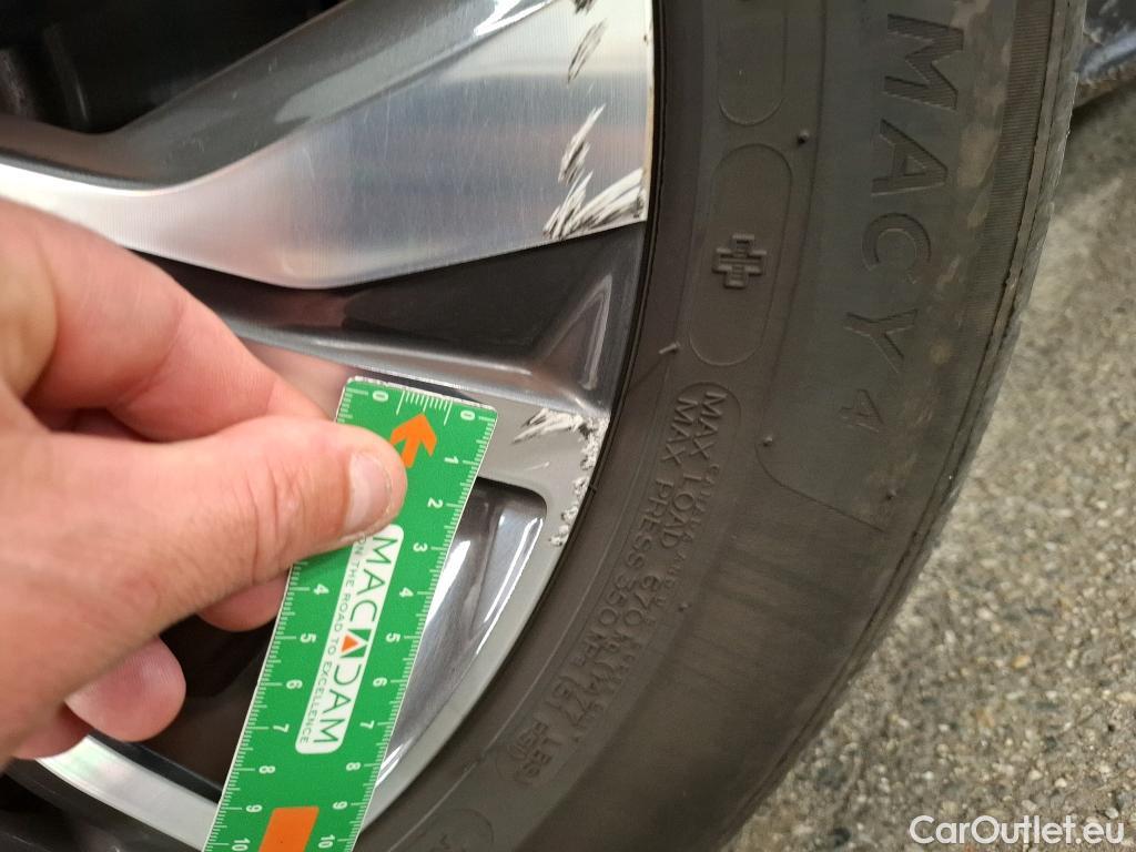  Peugeot  508 PEUGEOT  / 2018 / 5P / Berline HYBRID 225 E-EAT8 Allure Pack #8