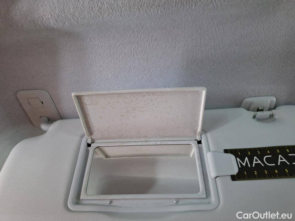  Peugeot  208  Active Business 1.2 80CV BVM5 E6dT #40