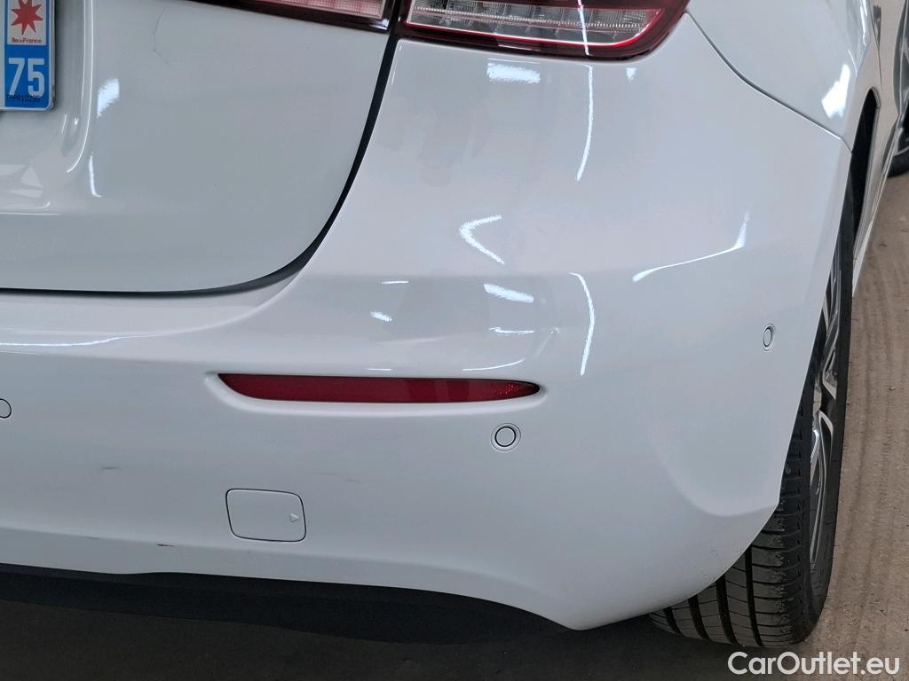  Mercedes  A-Klasse MERCEDES-BENZ Classe A Compact / 2018 / 5P / Berline A 180 d Business Line 8G-DCT #29