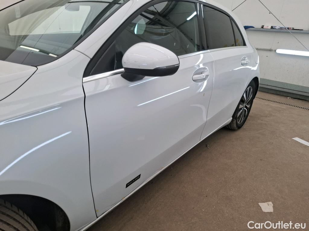  Mercedes  A-Klasse MERCEDES-BENZ Classe A Compact / 2018 / 5P / Berline A 180 d Business Line 8G-DCT #12