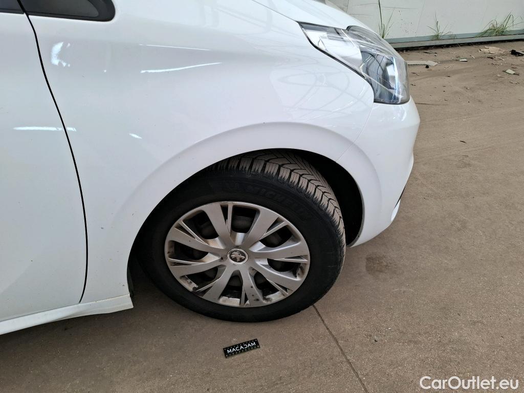  Peugeot  208  Active Business 1.2 80CV BVM5 E6dT #49