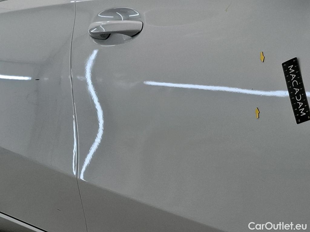  Mercedes  A-Klasse MERCEDES-BENZ Classe A Compact / 2018 / 5P / Berline A 180 d Business Line 8G-DCT #54