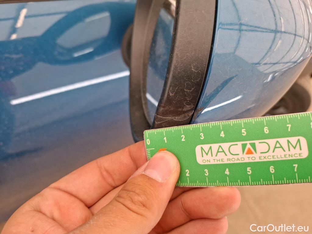  Mini  Cooper MINI Mini / 2021 / 5P / Berline One Finition Business Design 102 ch BVA7 #8