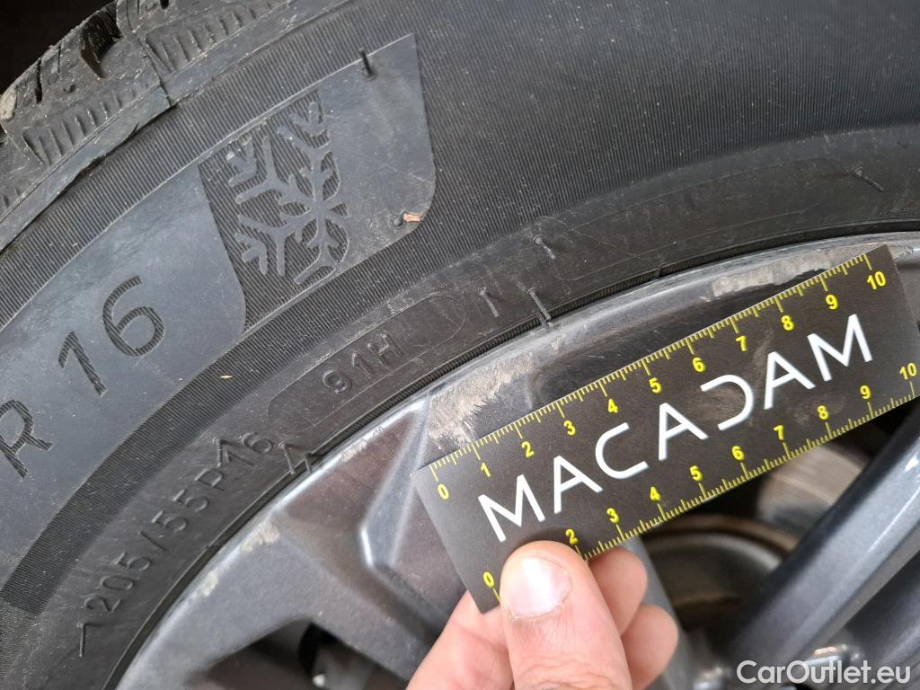  Peugeot  308  Active Pack 1.2 PureTech 130CV BVA8 E6d #37