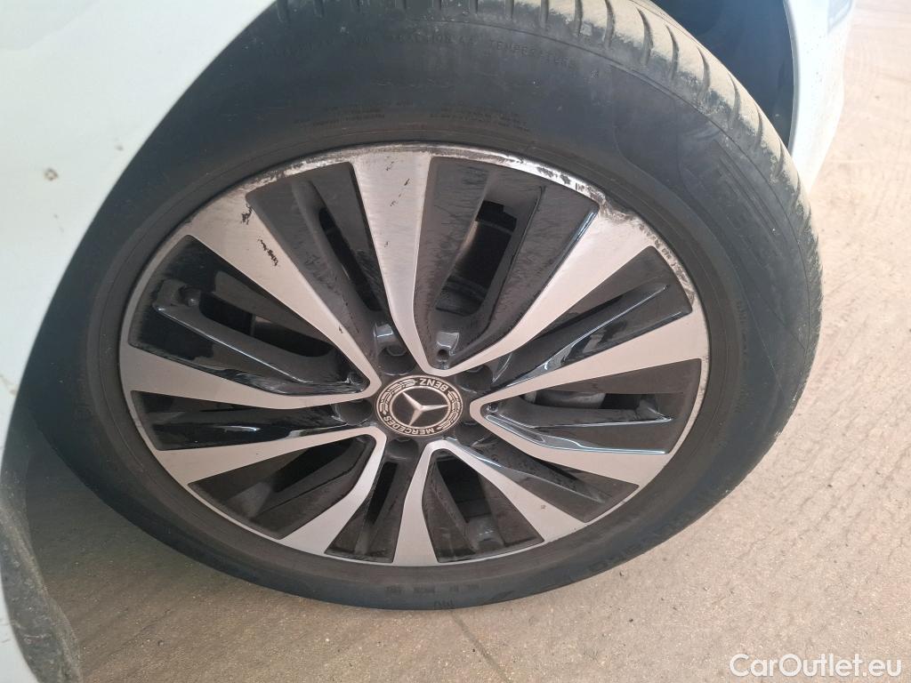  Mercedes  A-Klasse MERCEDES-BENZ Classe A Compact / 2018 / 5P / Berline A 180 d Business Line 8G-DCT #2