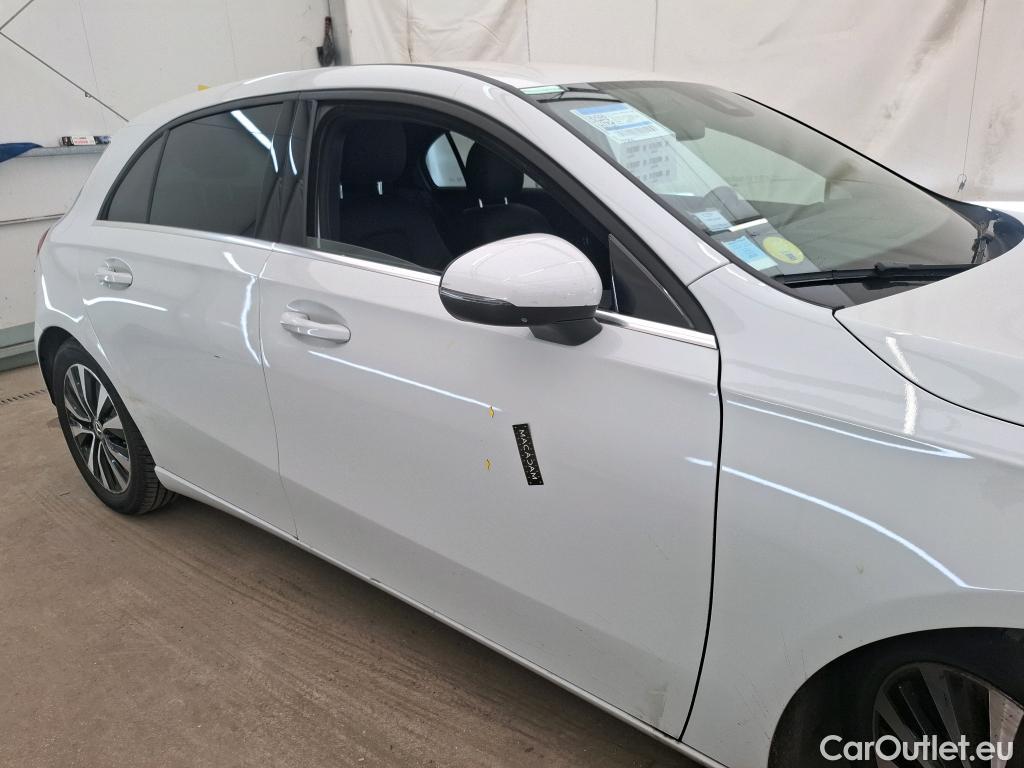  Mercedes  A-Klasse MERCEDES-BENZ Classe A Compact / 2018 / 5P / Berline A 180 d Business Line 8G-DCT #53