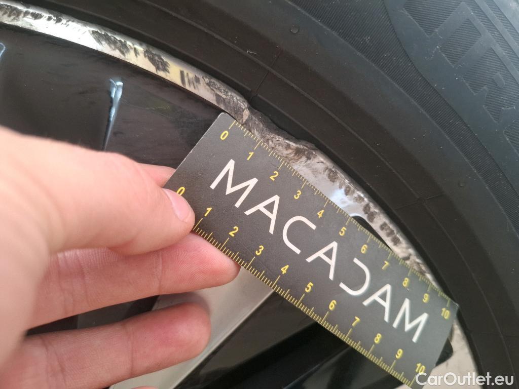  Mercedes  A-Klasse MERCEDES-BENZ Classe A Compact / 2018 / 5P / Berline A 180 d Business Line 8G-DCT #3