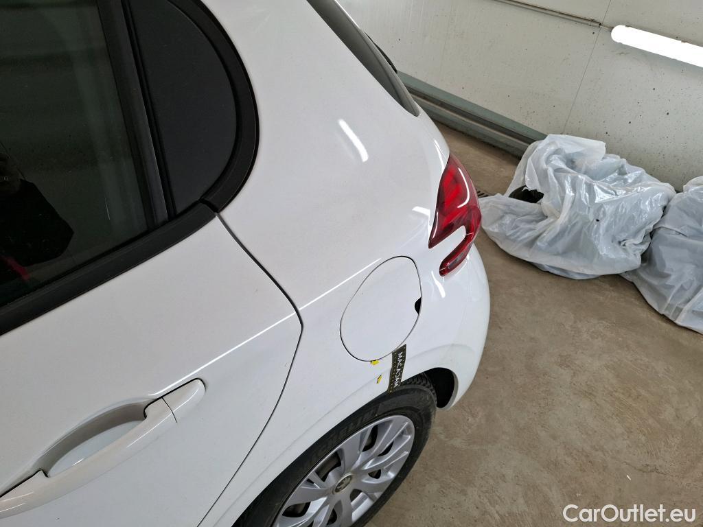  Peugeot  208  Active Business 1.2 80CV BVM5 E6dT #32