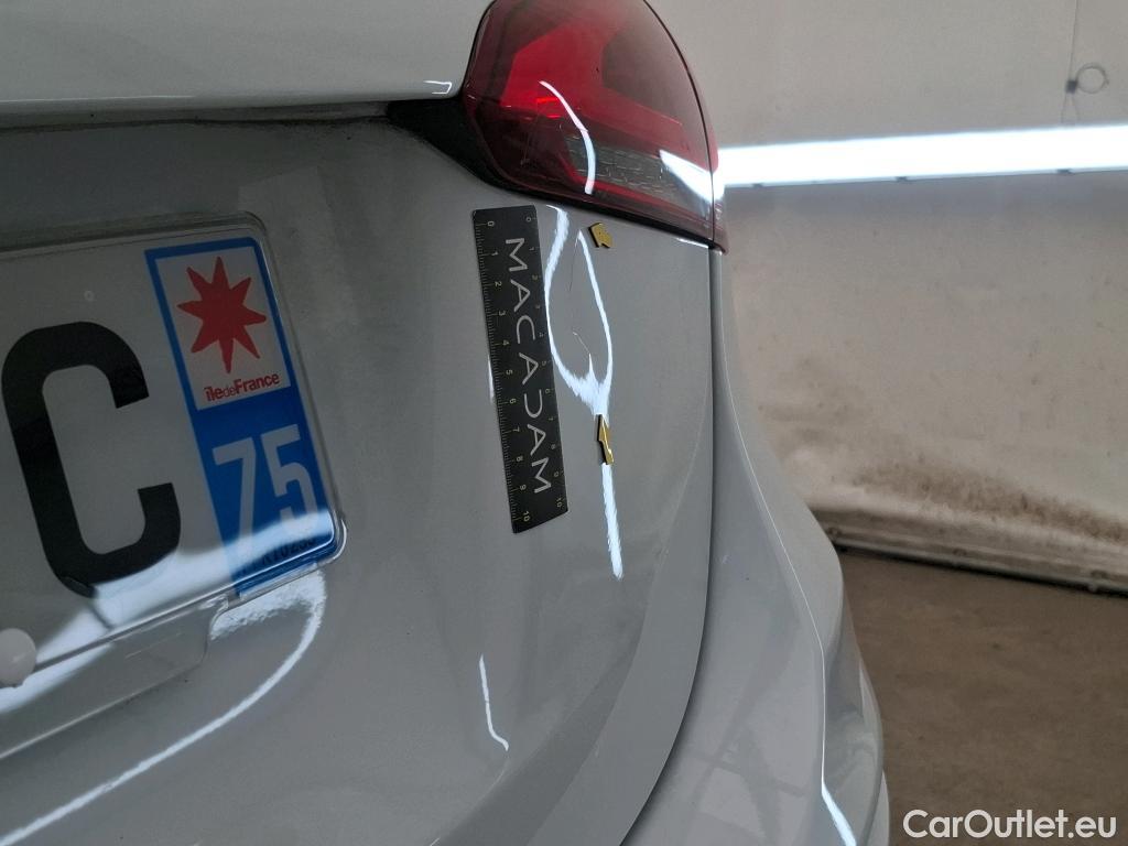  Mercedes  A-Klasse MERCEDES-BENZ Classe A Compact / 2018 / 5P / Berline A 180 d Business Line 8G-DCT #36