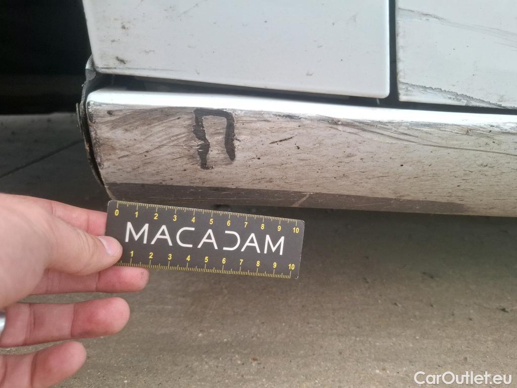  Mercedes  A-Klasse MERCEDES-BENZ Classe A Compact / 2018 / 5P / Berline A 180 d Business Line 8G-DCT #45