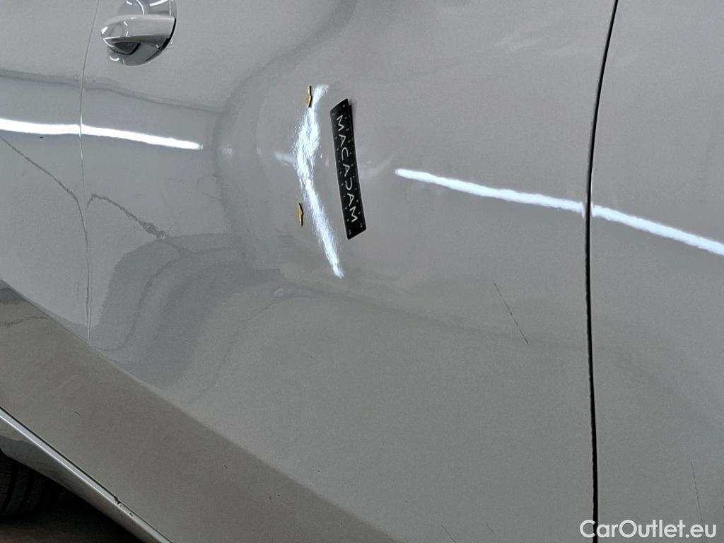  Mercedes  A-Klasse MERCEDES-BENZ Classe A Compact / 2018 / 5P / Berline A 180 d Business Line 8G-DCT #60