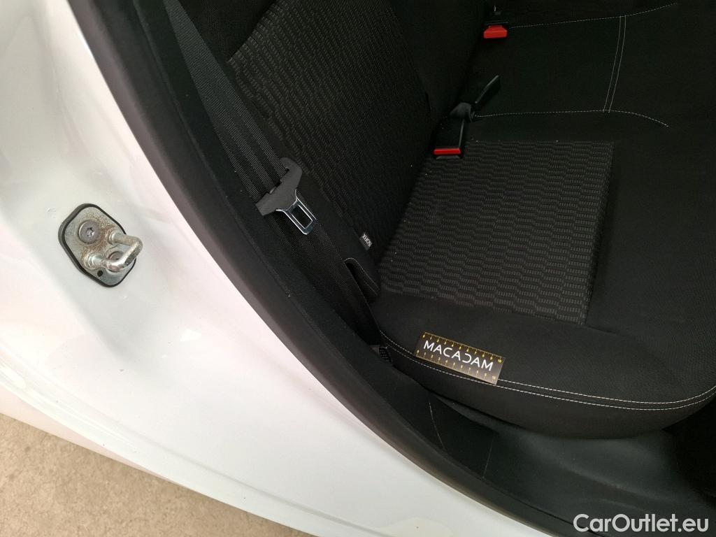  Peugeot  208  Active Business 1.2 80CV BVM5 E6dT #28