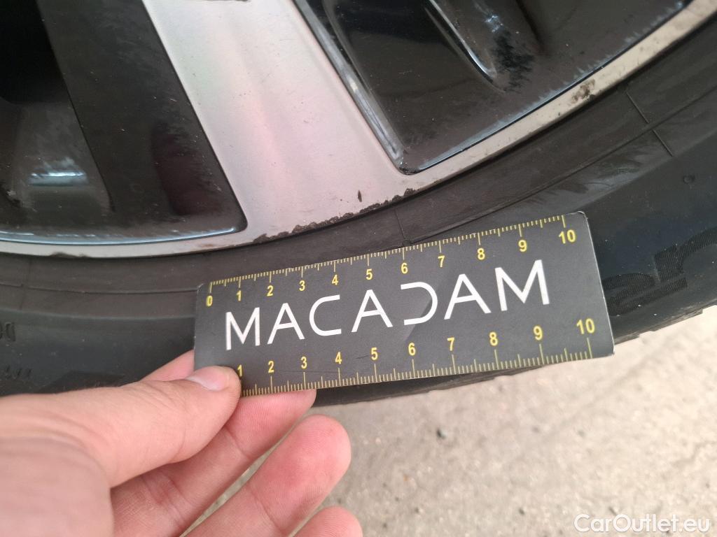  Mercedes  A-Klasse MERCEDES-BENZ Classe A Compact / 2018 / 5P / Berline A 180 d Business Line 8G-DCT #6