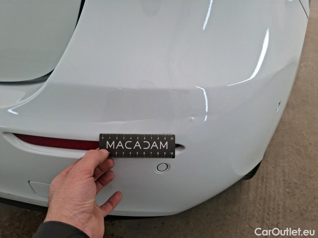  Mercedes  A-Klasse MERCEDES-BENZ Classe A Compact / 2018 / 5P / Berline A 180 d Business Line 8G-DCT #26