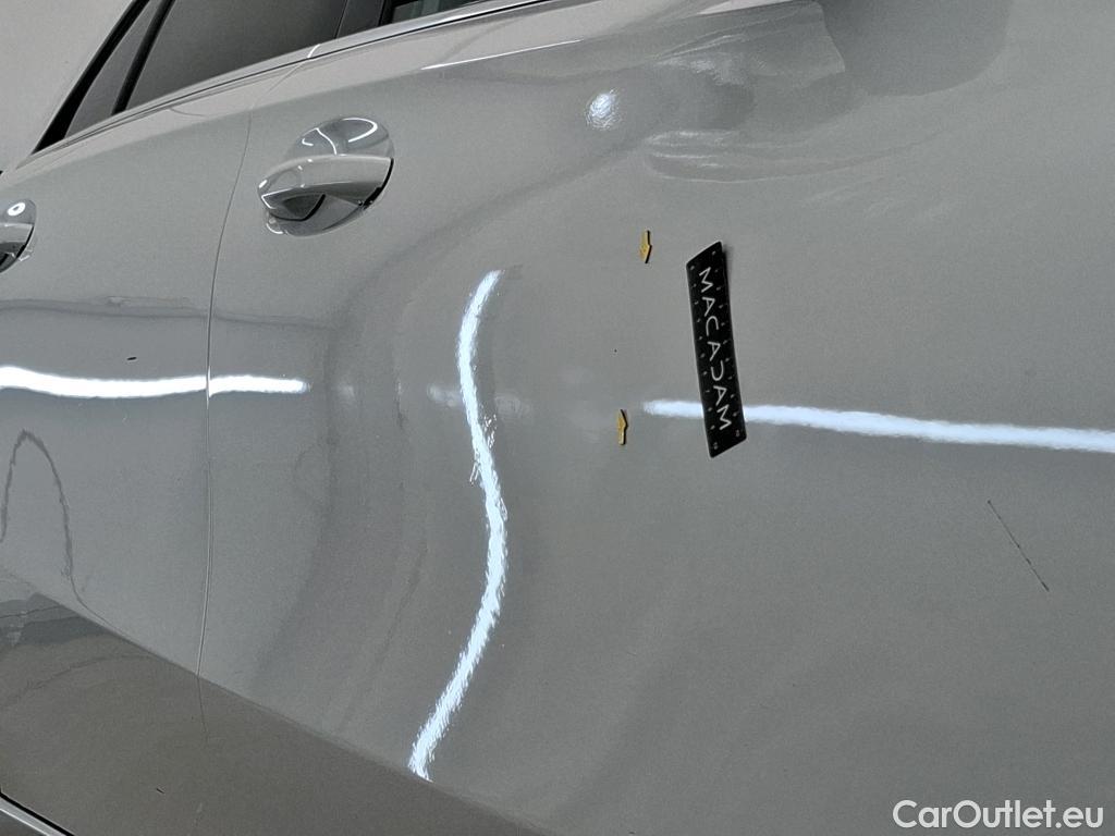  Mercedes  A-Klasse MERCEDES-BENZ Classe A Compact / 2018 / 5P / Berline A 180 d Business Line 8G-DCT #57