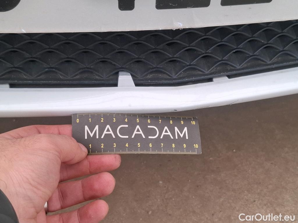  Mercedes  A-Klasse MERCEDES-BENZ Classe A Compact / 2018 / 5P / Berline A 180 d Business Line 8G-DCT #41