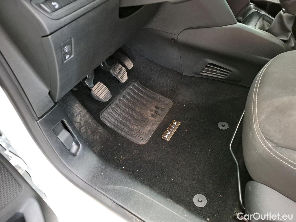  Peugeot  208  Active Business 1.2 80CV BVM5 E6dT #30