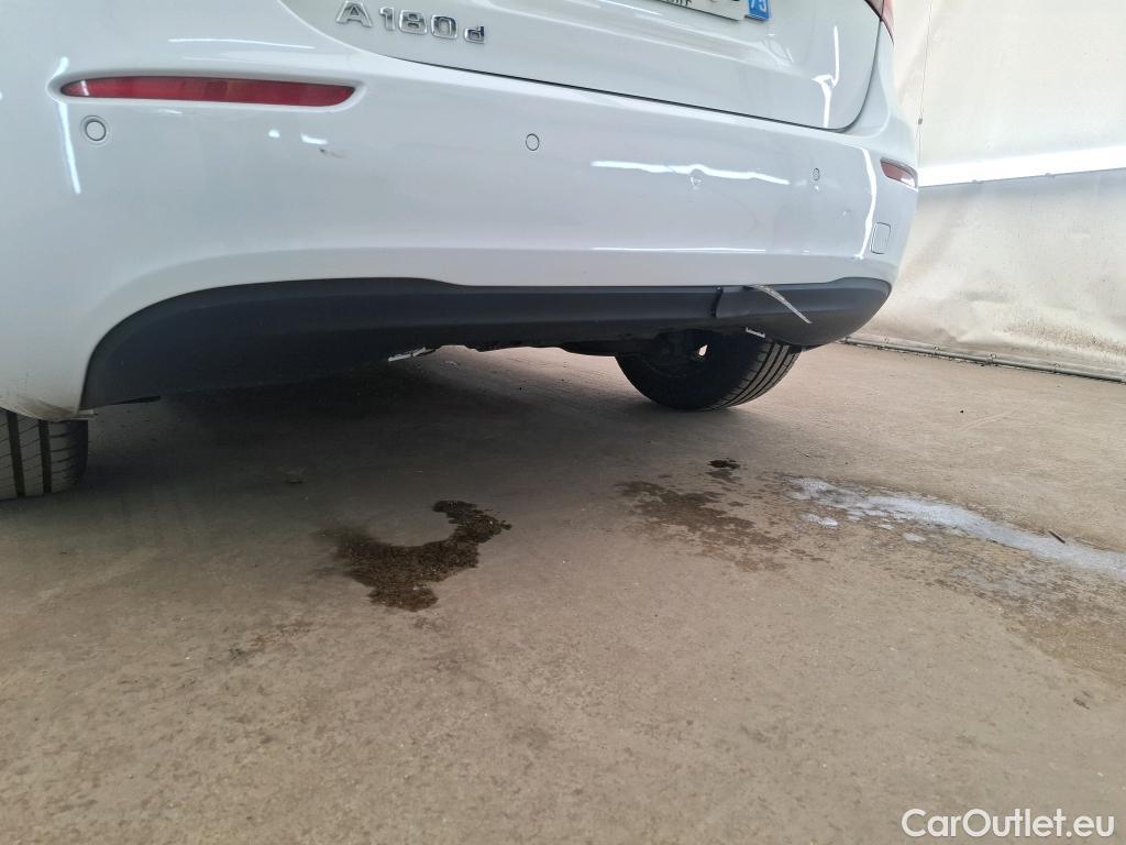  Mercedes  A-Klasse MERCEDES-BENZ Classe A Compact / 2018 / 5P / Berline A 180 d Business Line 8G-DCT #62