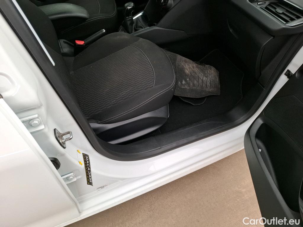  Peugeot  208  Active Business 1.2 80CV BVM5 E6dT #67