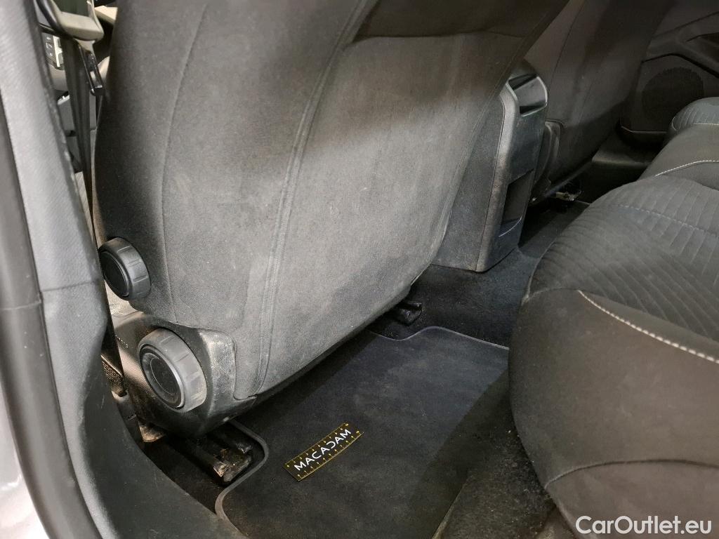  Peugeot  308  Active Pack 1.2 PureTech 130CV BVA8 E6d #62