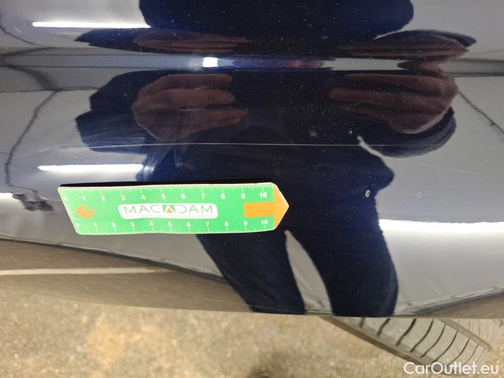  Peugeot  508 PEUGEOT  / 2018 / 5P / Berline HYBRID 225 E-EAT8 Allure Pack #16