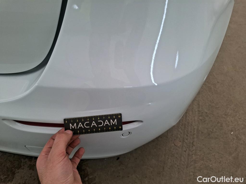  Mercedes  A-Klasse MERCEDES-BENZ Classe A Compact / 2018 / 5P / Berline A 180 d Business Line 8G-DCT #27