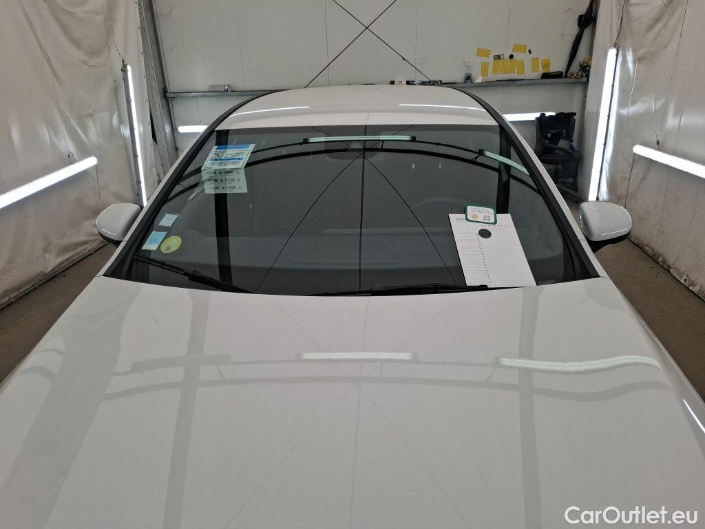  Mercedes  A-Klasse MERCEDES-BENZ Classe A Compact / 2018 / 5P / Berline A 180 d Business Line 8G-DCT #78