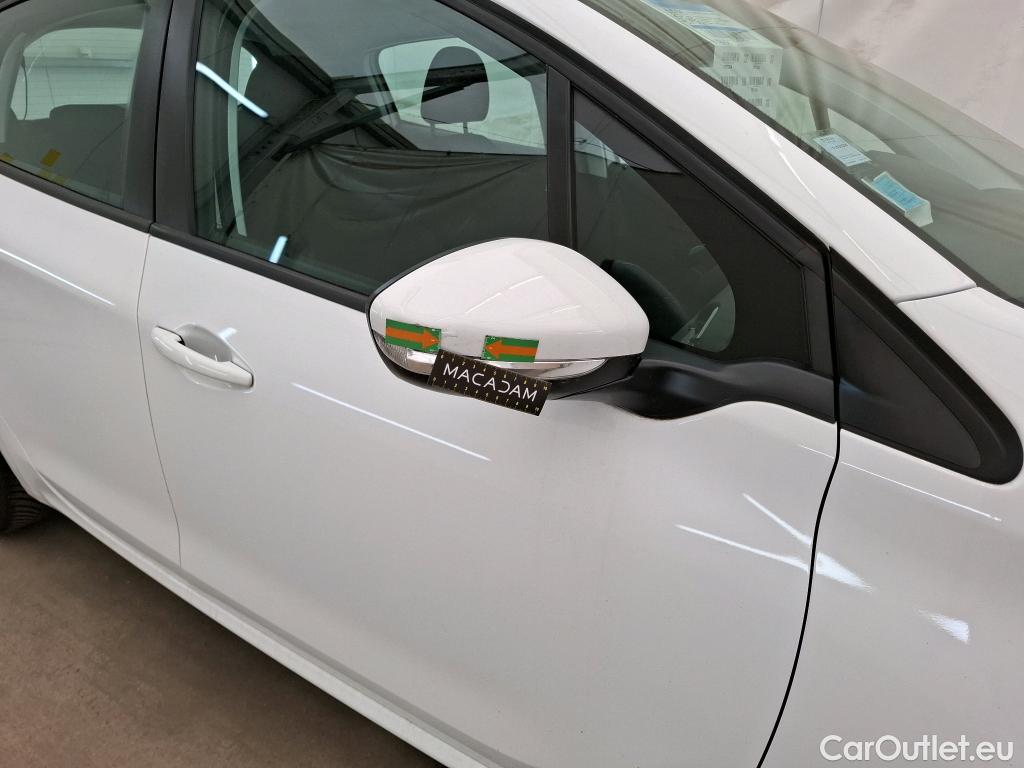  Peugeot  208  Active Business 1.2 80CV BVM5 E6dT #47