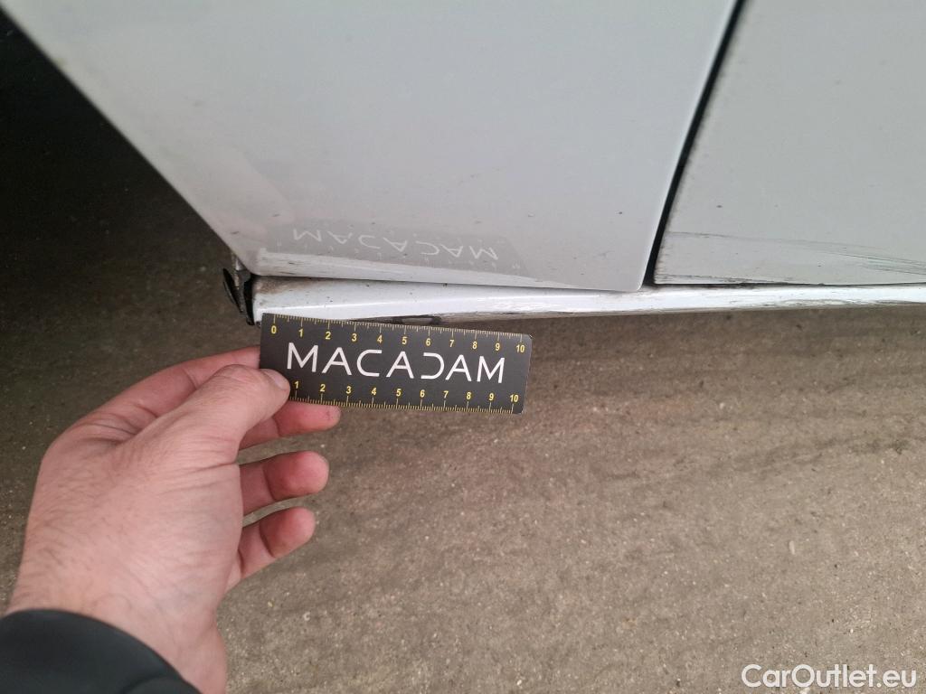  Mercedes  A-Klasse MERCEDES-BENZ Classe A Compact / 2018 / 5P / Berline A 180 d Business Line 8G-DCT #33