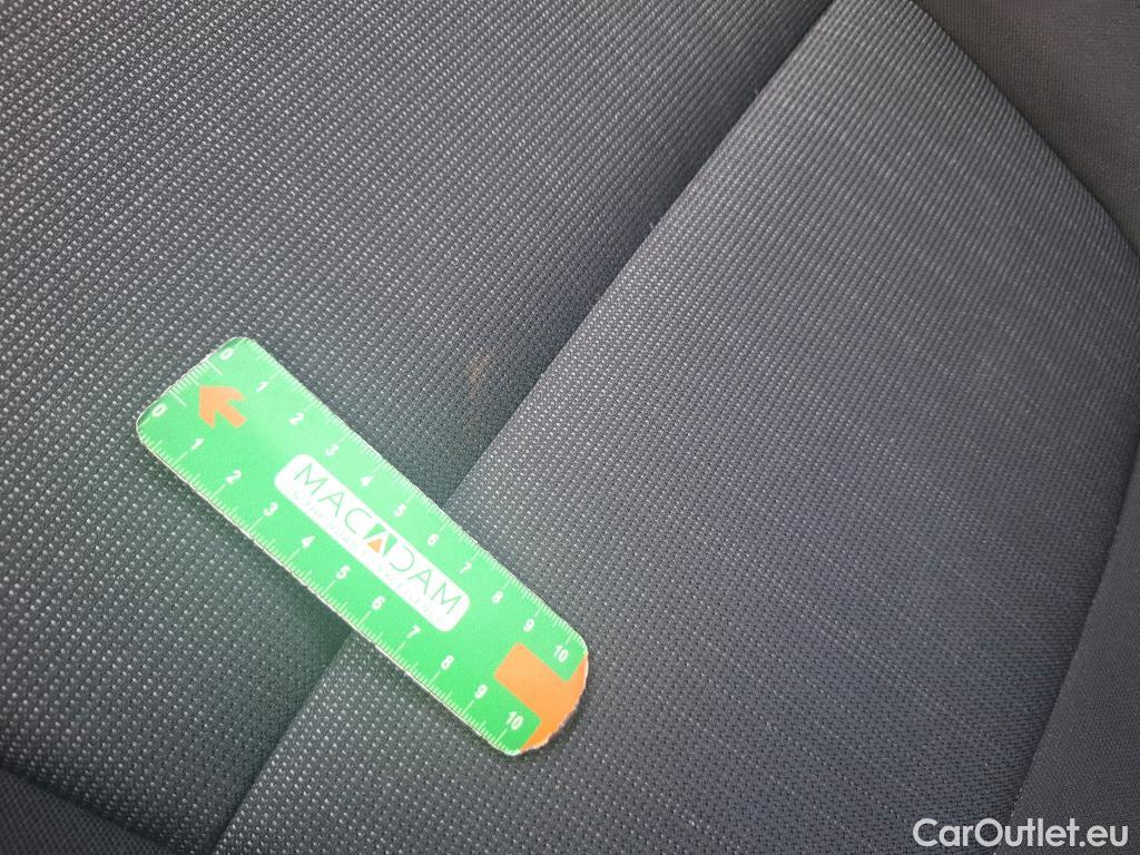  Hyundai  Konna Kona Creative Hybrid 2WD 1.6 GDI 140CV BVA6 E6d #37