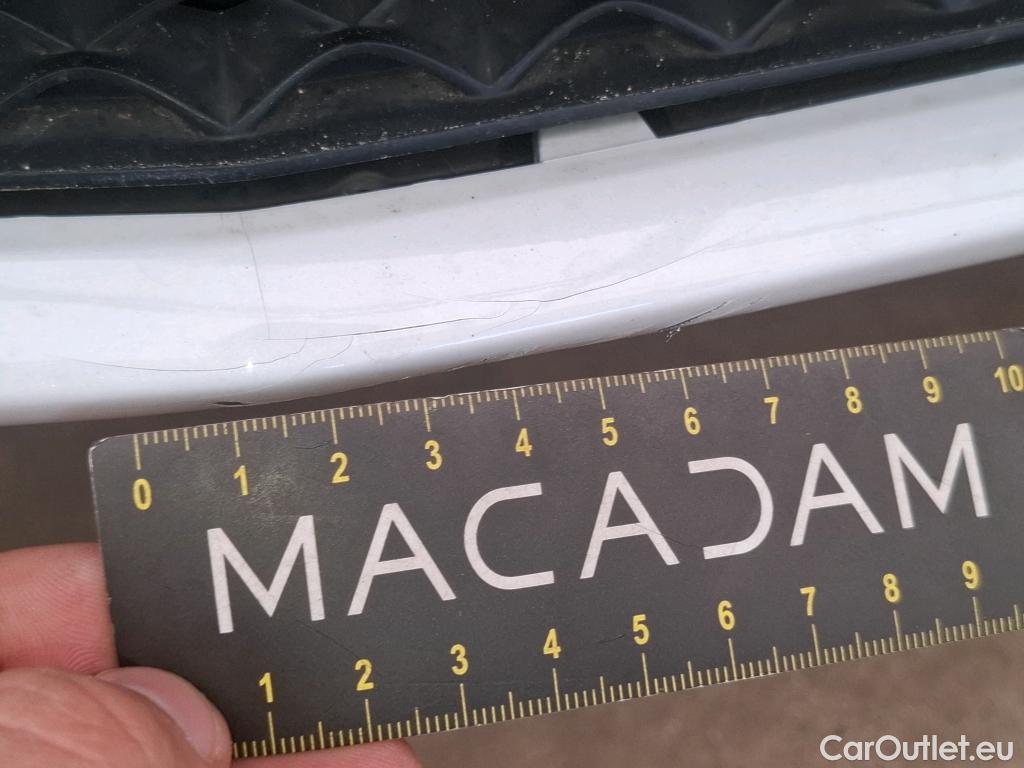  Mercedes  A-Klasse MERCEDES-BENZ Classe A Compact / 2018 / 5P / Berline A 180 d Business Line 8G-DCT #40